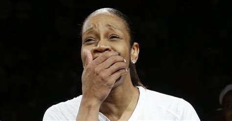 Wnba S First Ever Pick Tina Thompson Finishes With Style