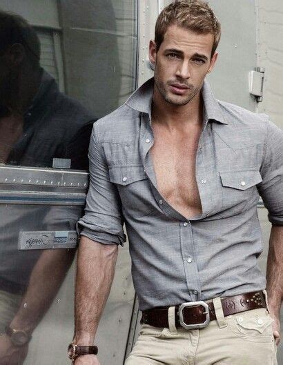 william levy hombres guapos
