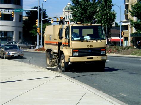 street sweeper garbage trucks  costly  expected brick