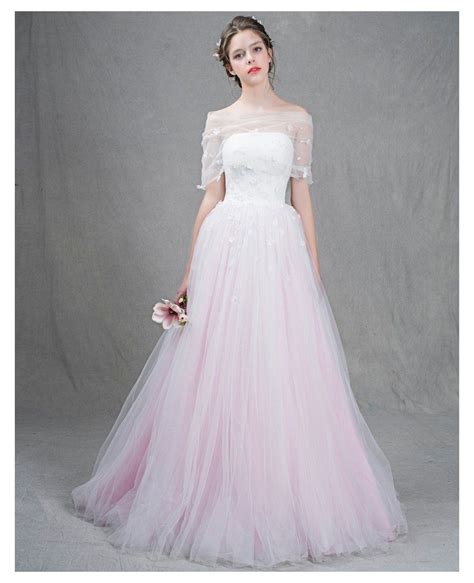 Feminine Ball Gown Strapless Sweep Train Tulle Wedding Dress With