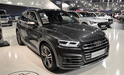 audi    offer  standard luxury features