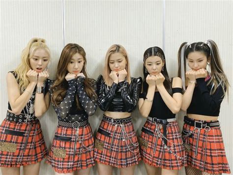 Mama2019 Girl Crush Outfits Kpop Girls Itzy