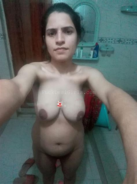 pakistani wife nude on video call showing big boobs 2