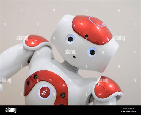 nao eine autonome programmierbare humanoider roboter von aldebaran