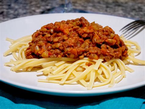 quick  easy vegan red lentil bolognese lottaveg