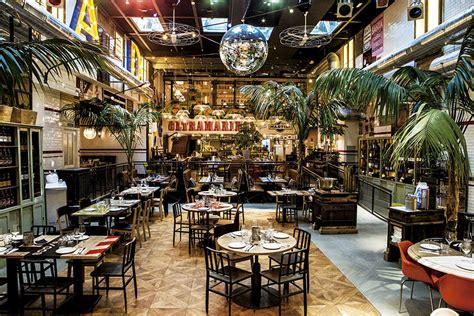 barcelona restaurants picnic barcelona restaurant review conde nast traveler tapas