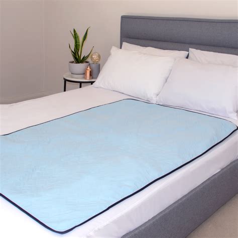 bed mattress protection waterproof absorbent bed pad night