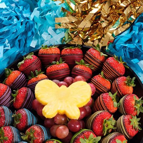 sweet sentimental anniversary gift ideas  couples edible blog