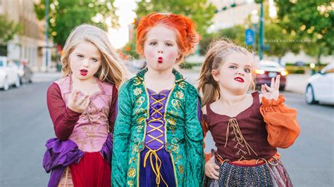 the sisters nailed their hocus pocus halloween costumes