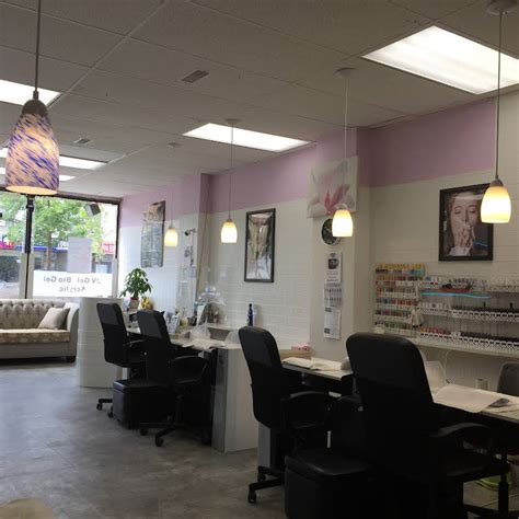 lala rainbow nail spa beauty salon in toronto