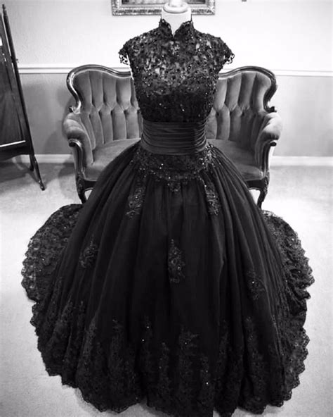 vintage black gothic wedding dresses 2017 cap sleeves beads lace high