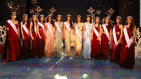Foto De Finalistas De Miss India Despierta El Debate Sobre La Obsesión