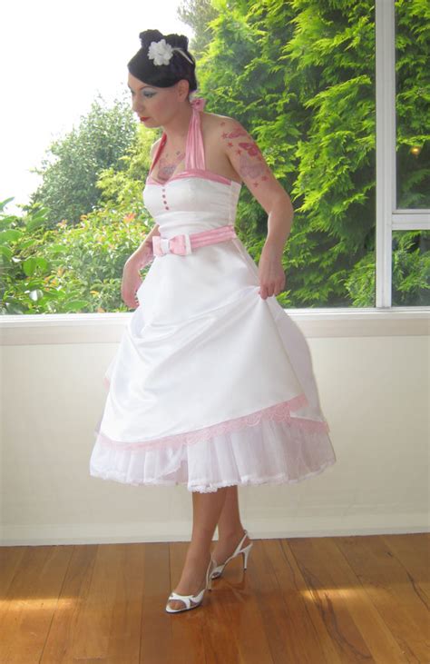 bride chic the pin up wedding dress