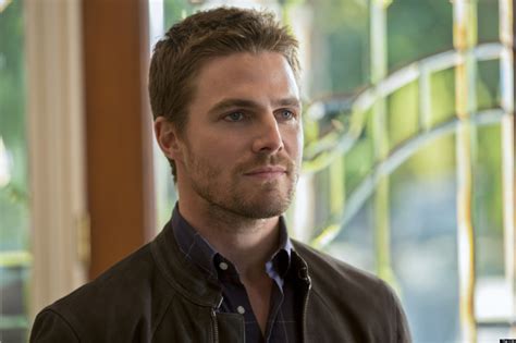 Arrow Stephen Amell Previews The Huntress Oliver S Moral Code And