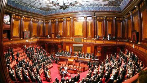 crisi  governo oggi  senato maggioranza  rischio senza italia viva la repubblica