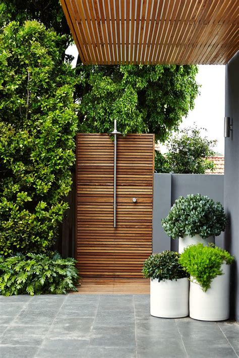 21 Refreshingly Beautiful Outdoor Showers I Bet Youd Love To Step Into
