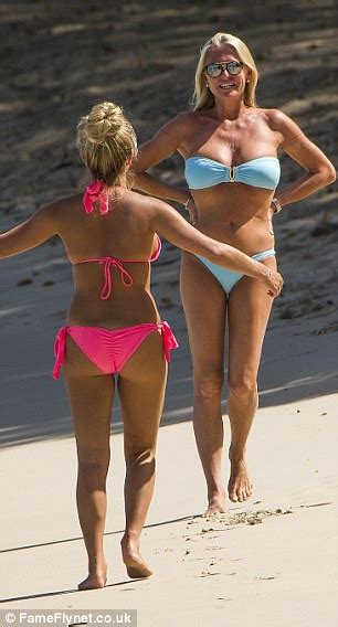 zara holland and her mum show off their sizzling beach bodies in