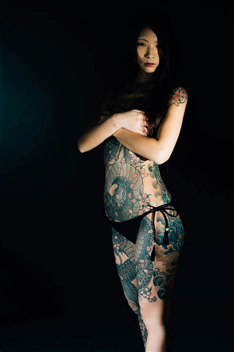【グラビア】全身「刺青」女性が彫ることを決めた思い fridayデジタル