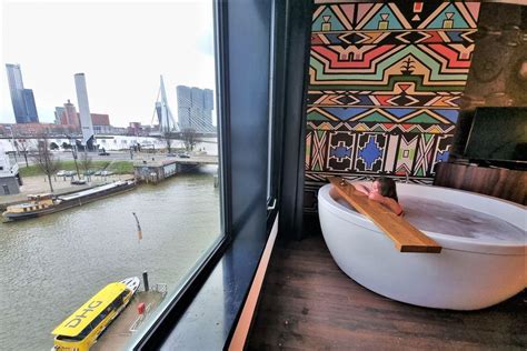 mainport hotel rotterdam review hotelkamer met jacuzzi uitzicht reis liefdenl
