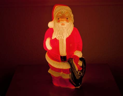 Plastic Light Up Santa F