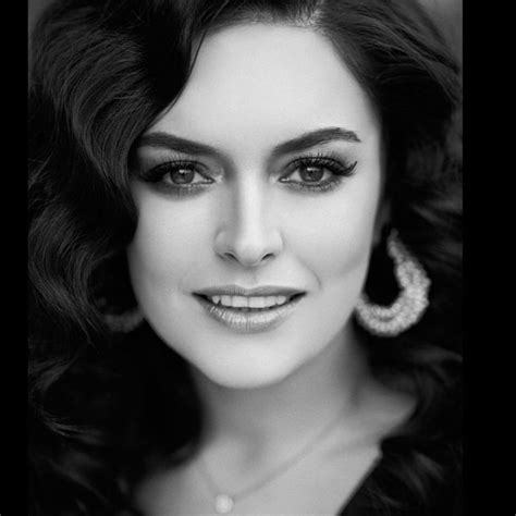 Ezgi Mola Turkish Beauty Portrait Beauty