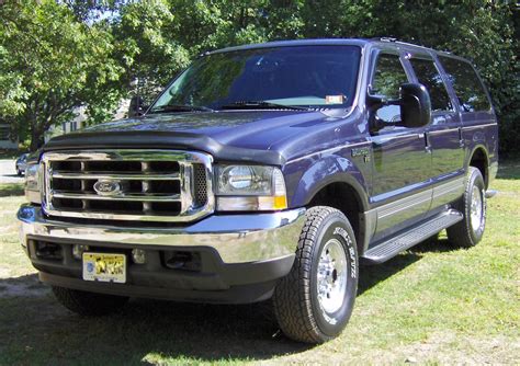 ford excursion information   momentcar