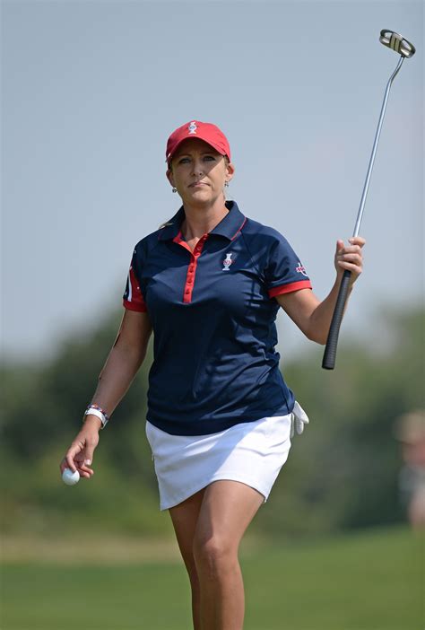 top  active female golfers  highest career earnings therichest