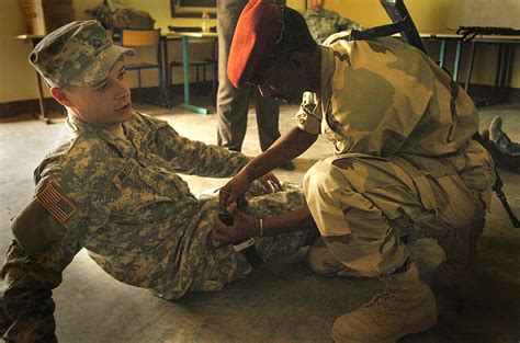 Djibouti U S Army Africa Soldiers Offer First Responder