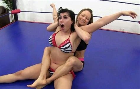 full nelson and bodyscissors female wrestling submissions