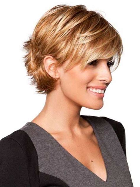 25 short hairstyles for fine hair to try this year the