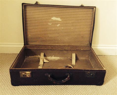 authentic vintage case  keys   vintagecasecompany