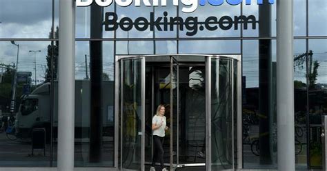 amsterdam maakt afspraak met bookingcom financieel telegraafnl