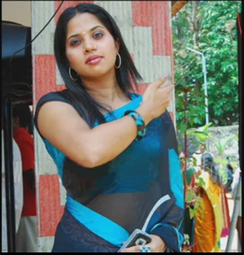 Actress Sexy Photos Malayalam Serial Actress Sruthi Nair Hot Navel In