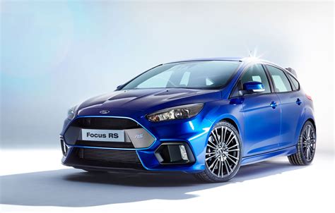 ford focus rs rated   hp  lb ft  restart engine