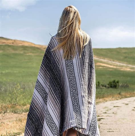 The 7 Best Outdoor Blankets