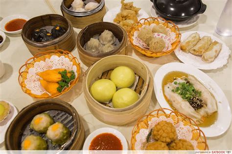 chinatown food gems including noodles     cm food platter