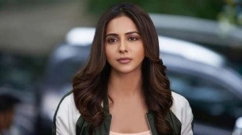 De De Pyaar De Actress Rakul Preet Singh Gets Brutally Trolled For