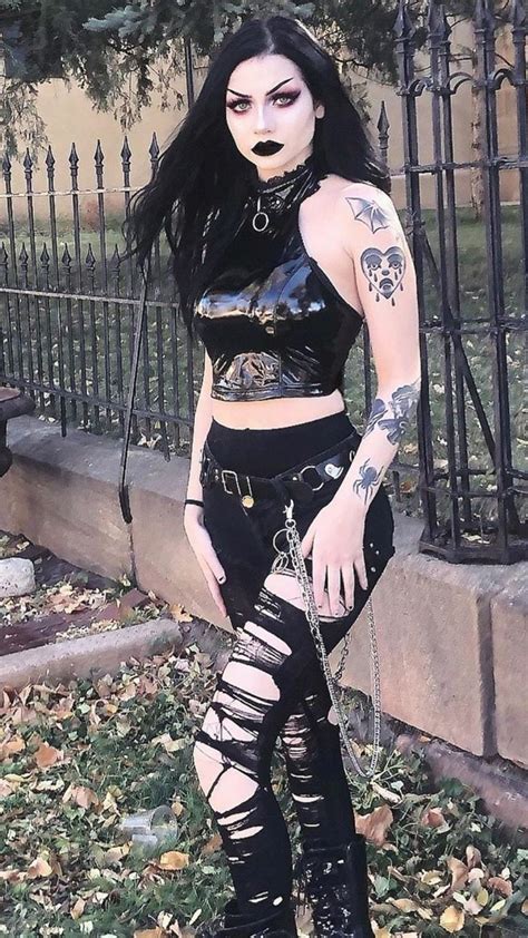 Pin By Spiro Sousanis On Dahliawitch Goth Outfits Hot Goth Girls