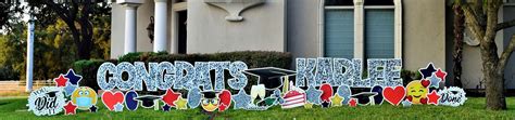graduation yard signs  sign elf georgetown texas