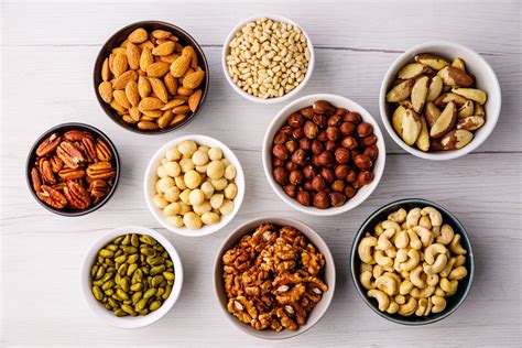 consumption  tree nuts improves weight loss  satiety finds study
