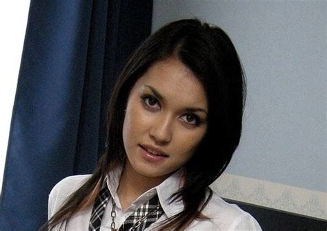 Maria Ozawa Biography Wiki Age Height Career Photos And More