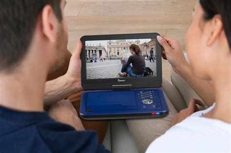 portable dvd player    swivel screen burnished cobalt blue