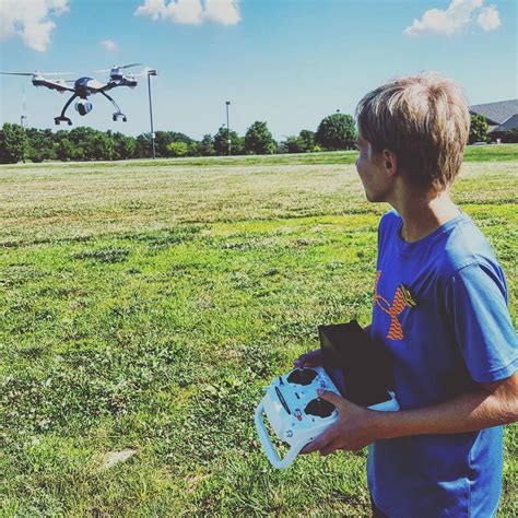 kidflyingdroneyuneecdronecamp drone camp