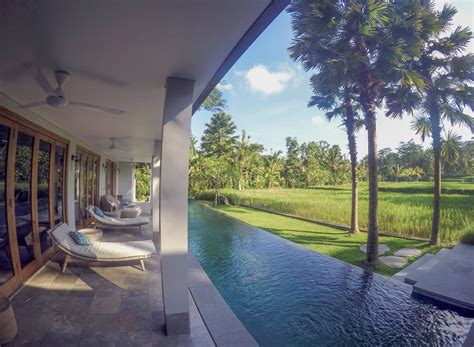 review villa kerasan ubud airbnb  luxury traveller