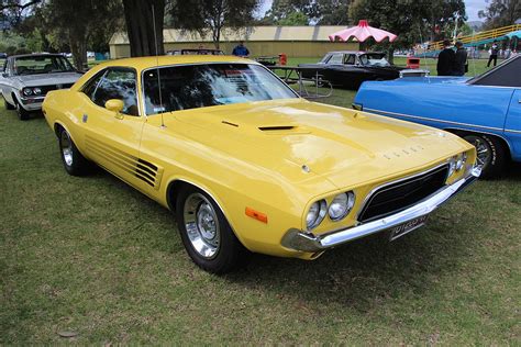 top 5 classic cars from the 70s available at