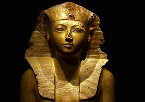 Meet The Female Pharaoh Who Ruled Egypt As A Man