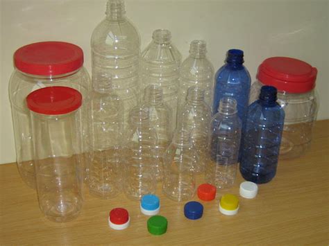 awas jangan menggunakan botol plastik terlalu  karna