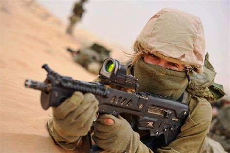 idf girl prone with her tavor idf women guns special forces