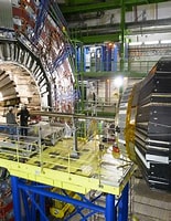 Risultato immagine per LHC. Dimensioni: 155 x 200. Fonte: www.howitworksdaily.com
