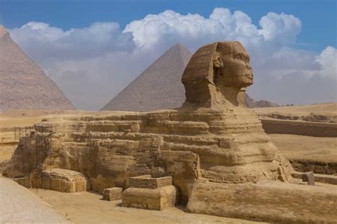 ancient egypt great sphinx door leads to pharaoh s burial chamber